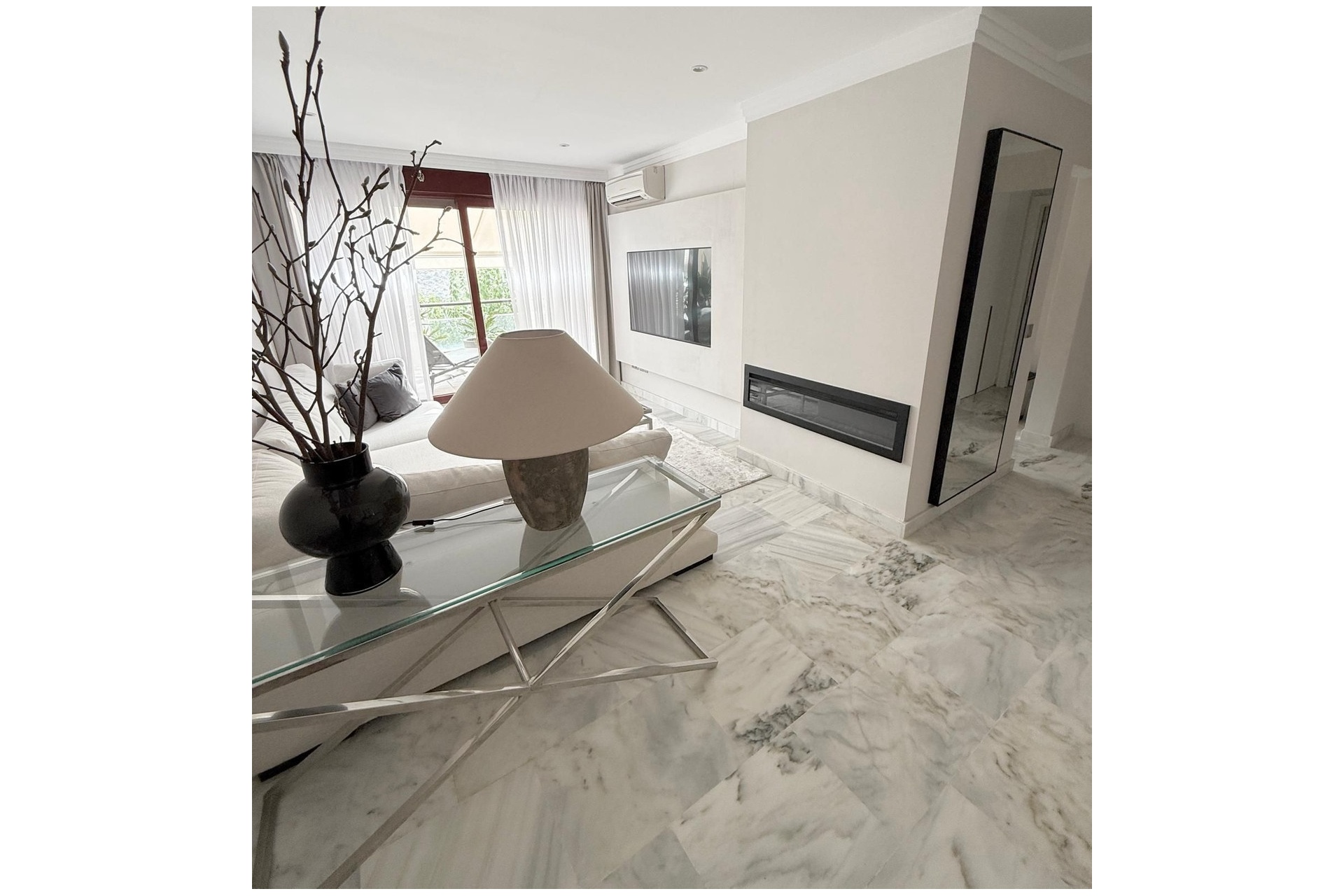 Resale - apartment - Estepona - Selwo