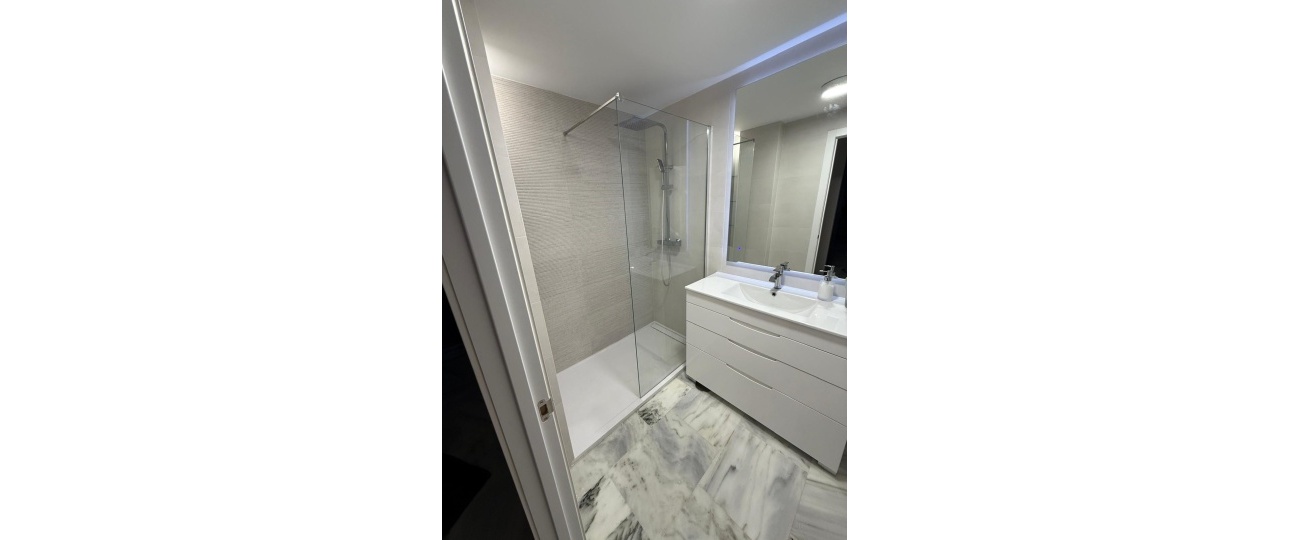 Resale - apartment - Estepona - Selwo