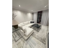 Resale - apartment - Estepona - Selwo