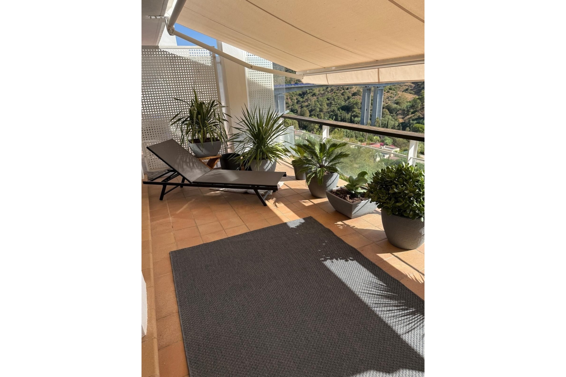 Resale - apartment - Estepona - Selwo