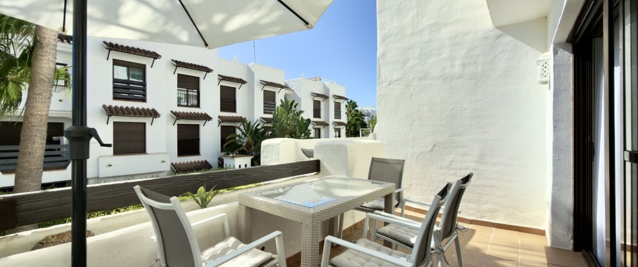 Resale - apartment - Estepona - Selwo