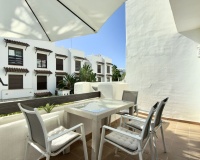 Resale - apartment - Estepona - Selwo