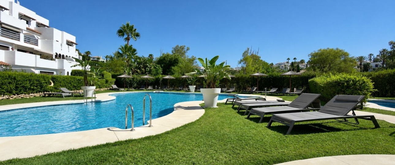 Resale - apartment - Estepona - Selwo