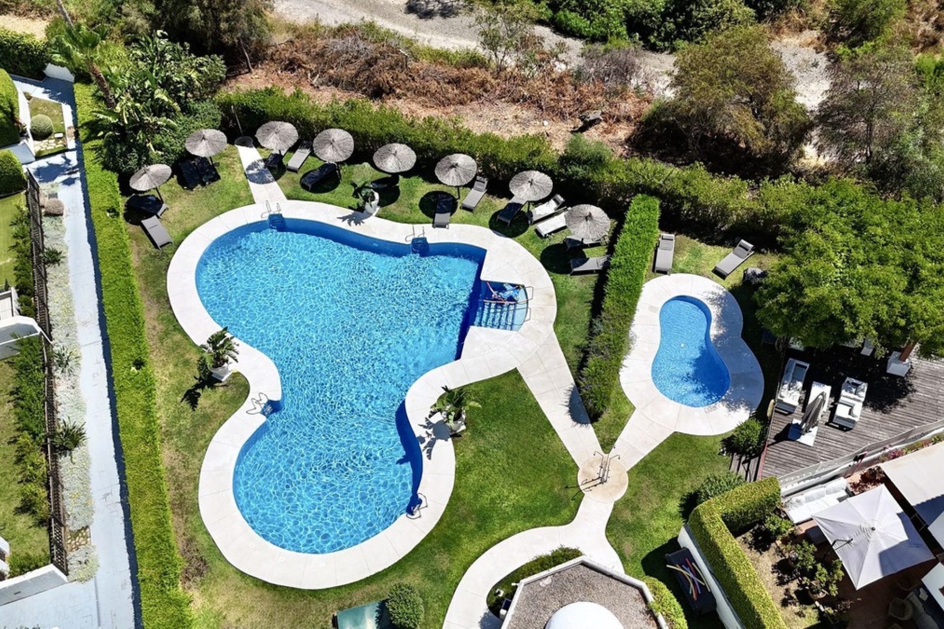 Resale - apartment - Estepona - Selwo