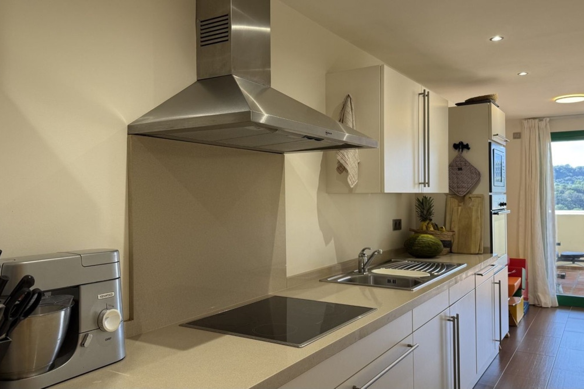 Resale - apartment - Estepona - Selwo