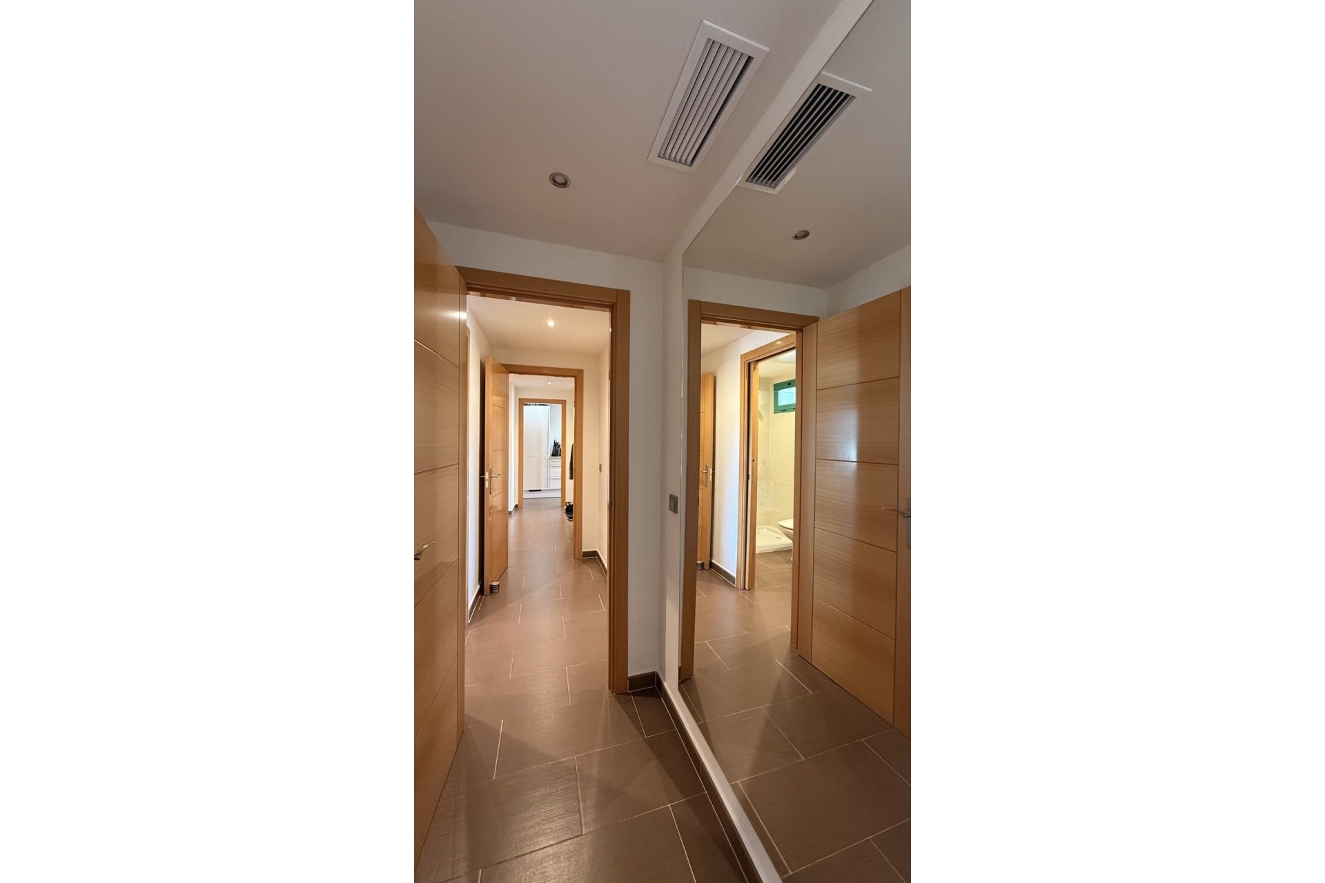 Resale - apartment - Estepona - Selwo