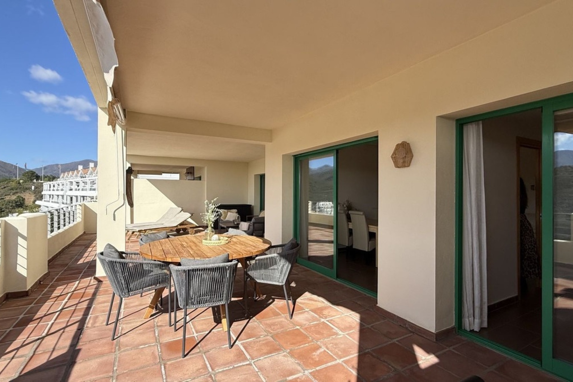 Resale - apartment - Estepona - Selwo