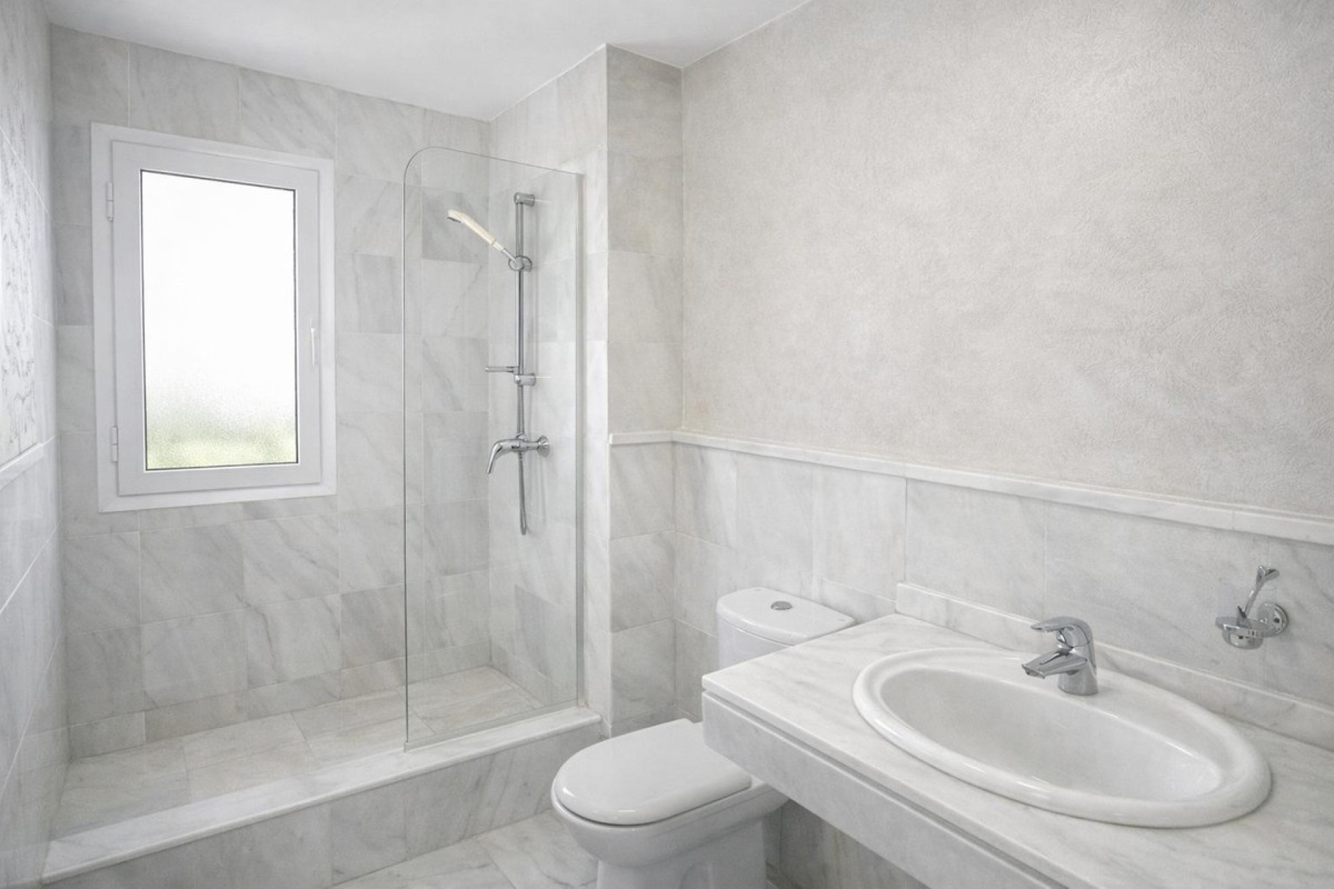 Resale - apartment - Estepona - Selwo