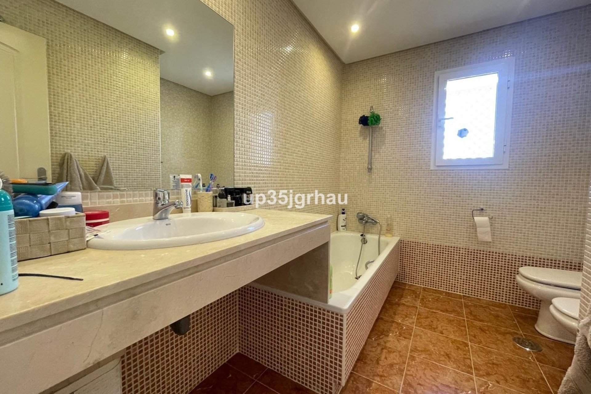 Resale - apartment - Estepona - Selwo