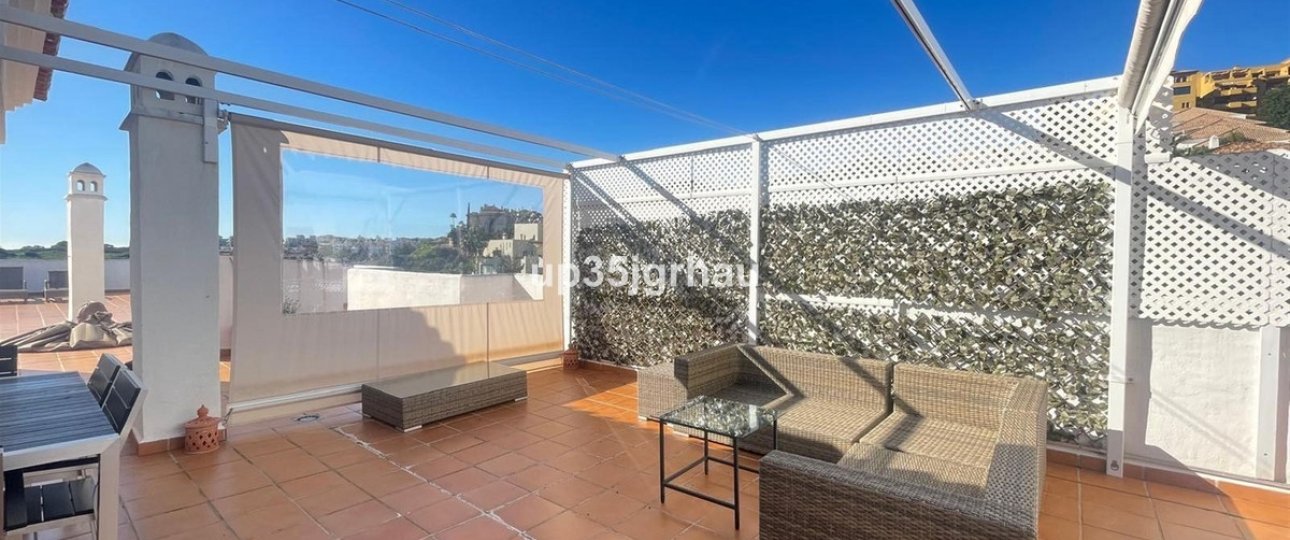 Resale - apartment - Estepona - Selwo