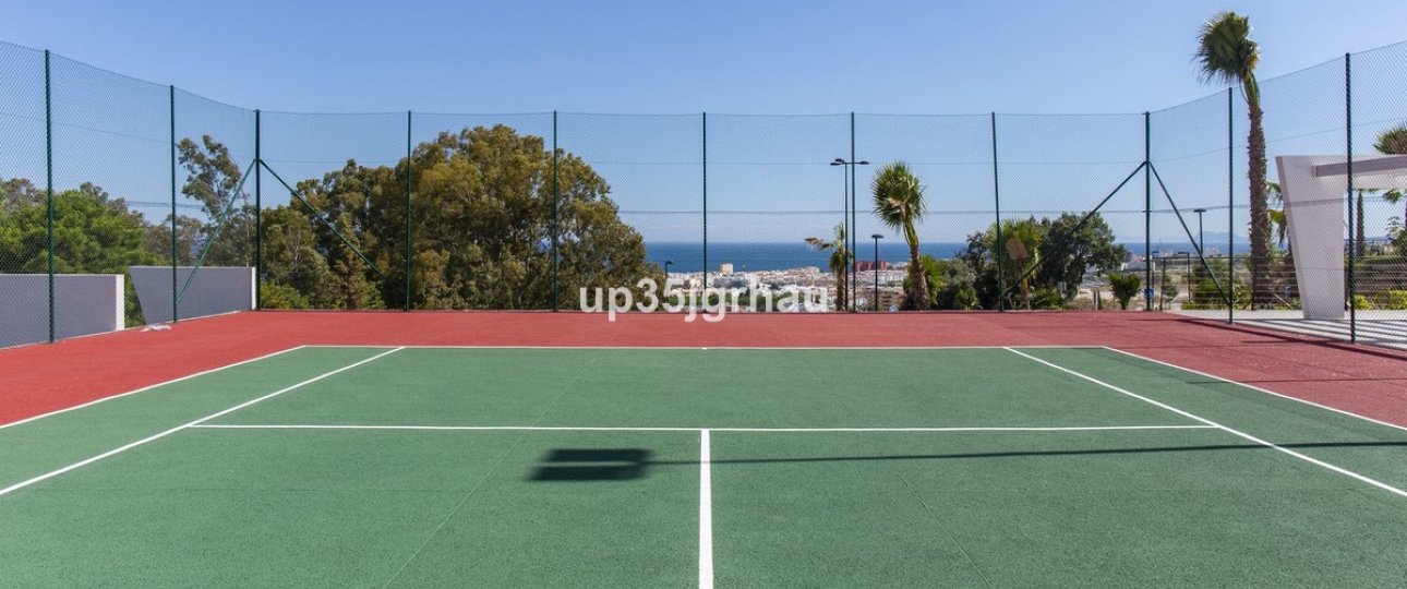 Resale - apartment - Estepona - Selwo