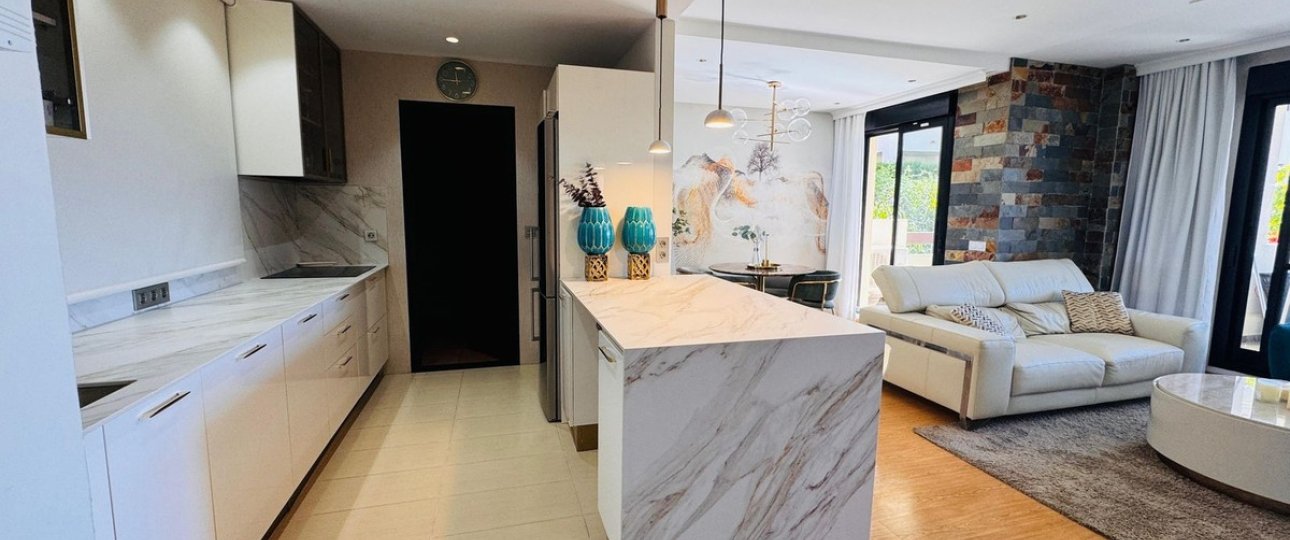 Resale - apartment - Estepona - Selwo