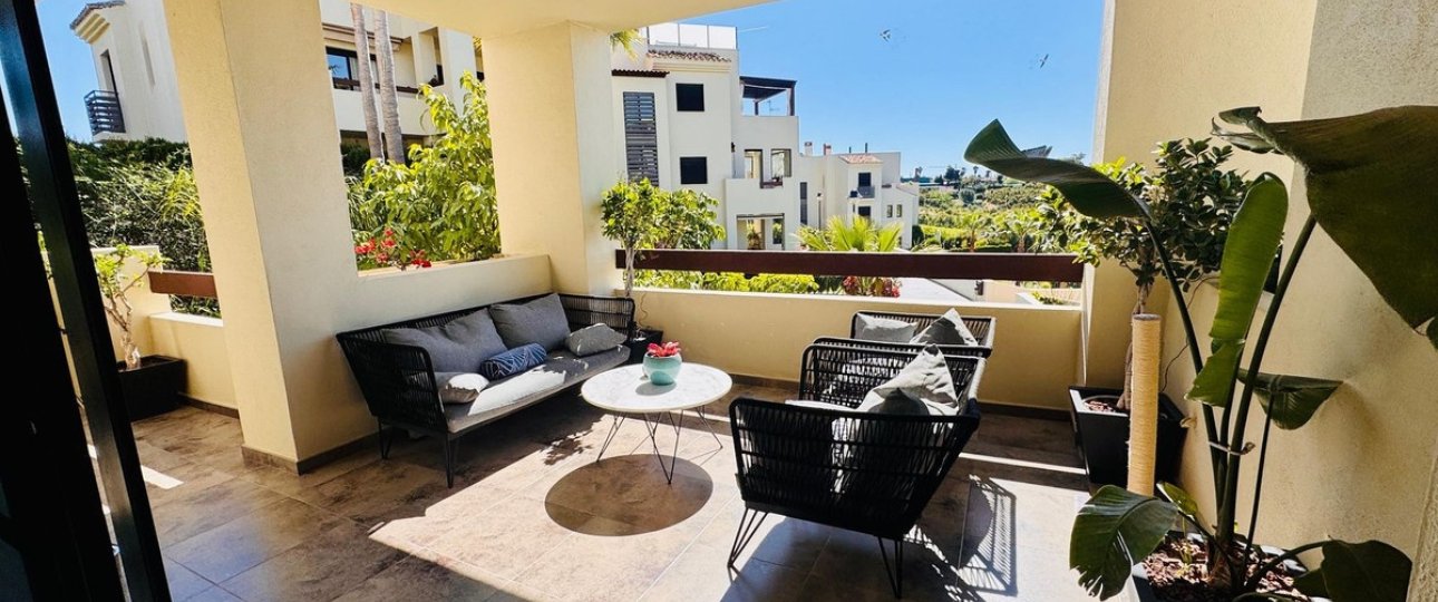 Resale - apartment - Estepona - Selwo