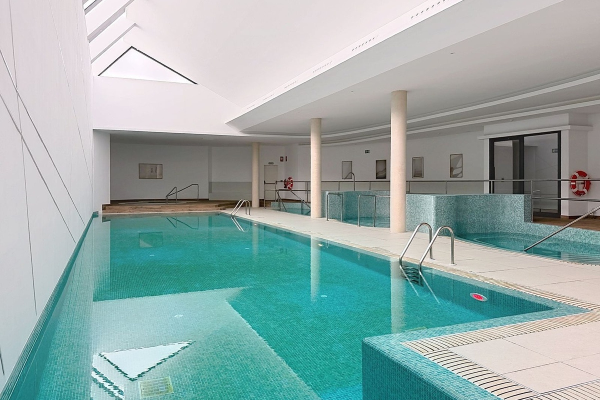 Resale - apartment - Estepona - Selwo