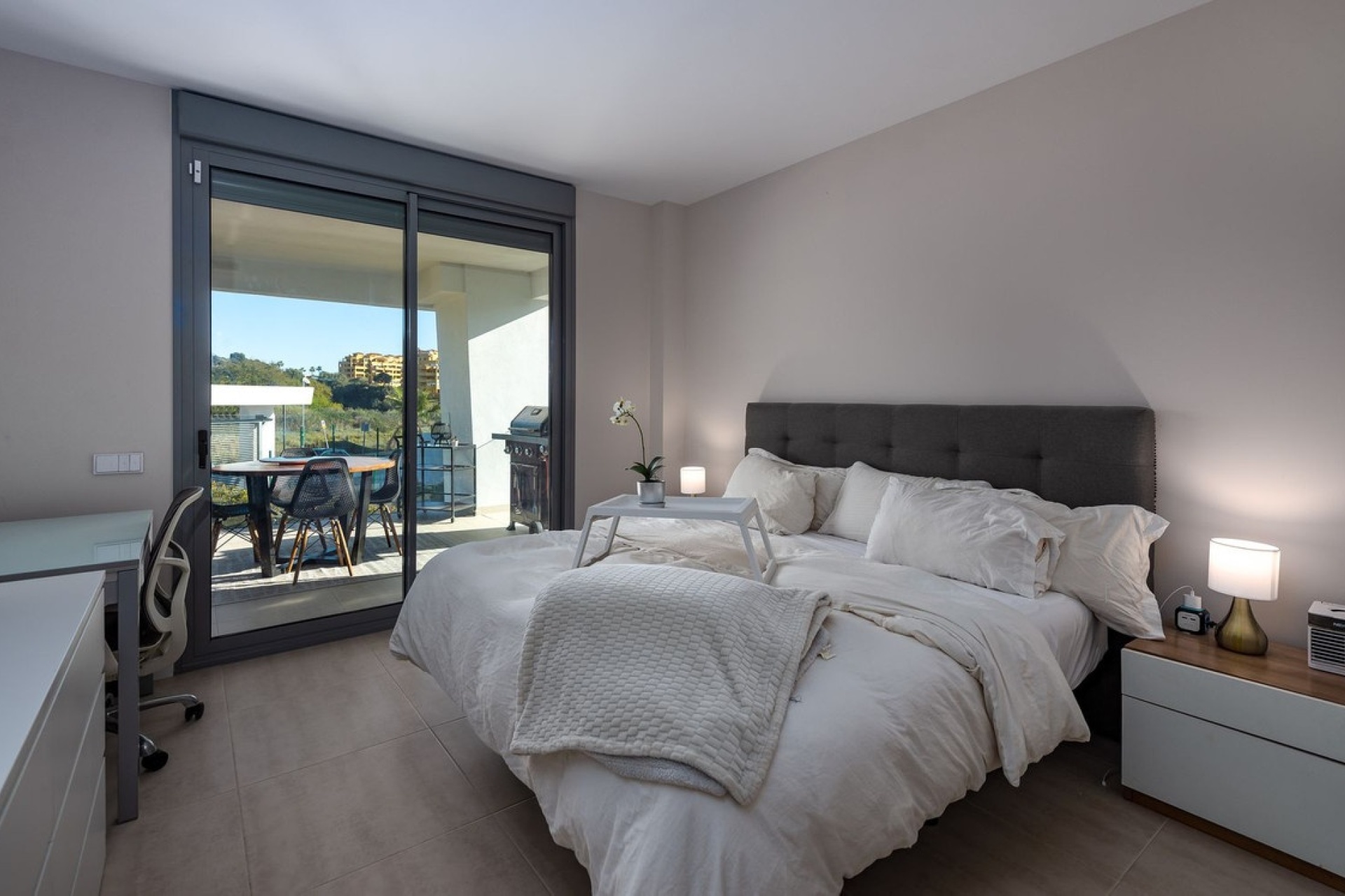 Resale - apartment - Estepona - Selwo