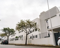 Resale - apartment - Estepona - Selwo