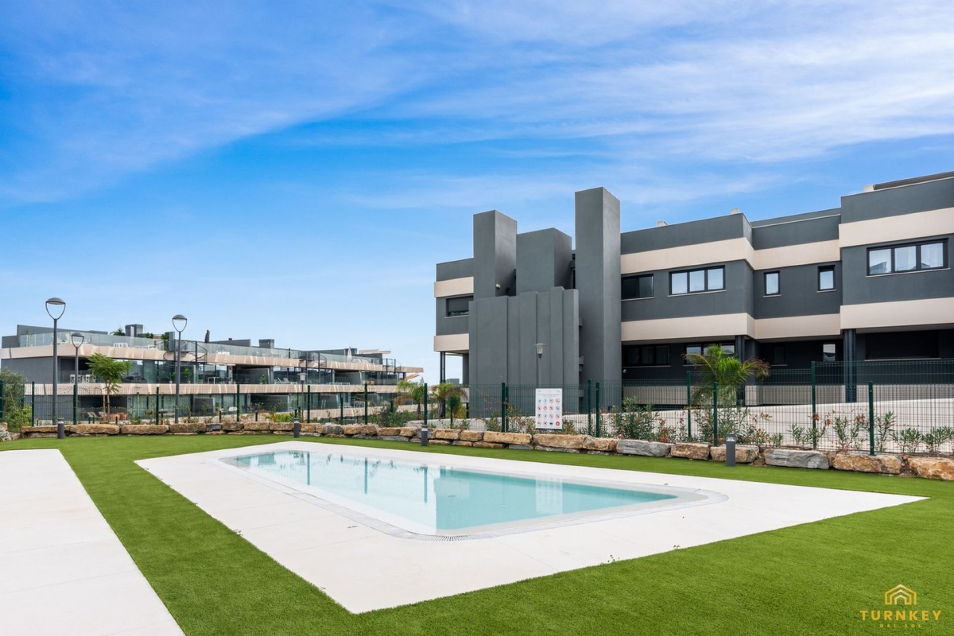 Resale - apartment - Estepona - Selwo