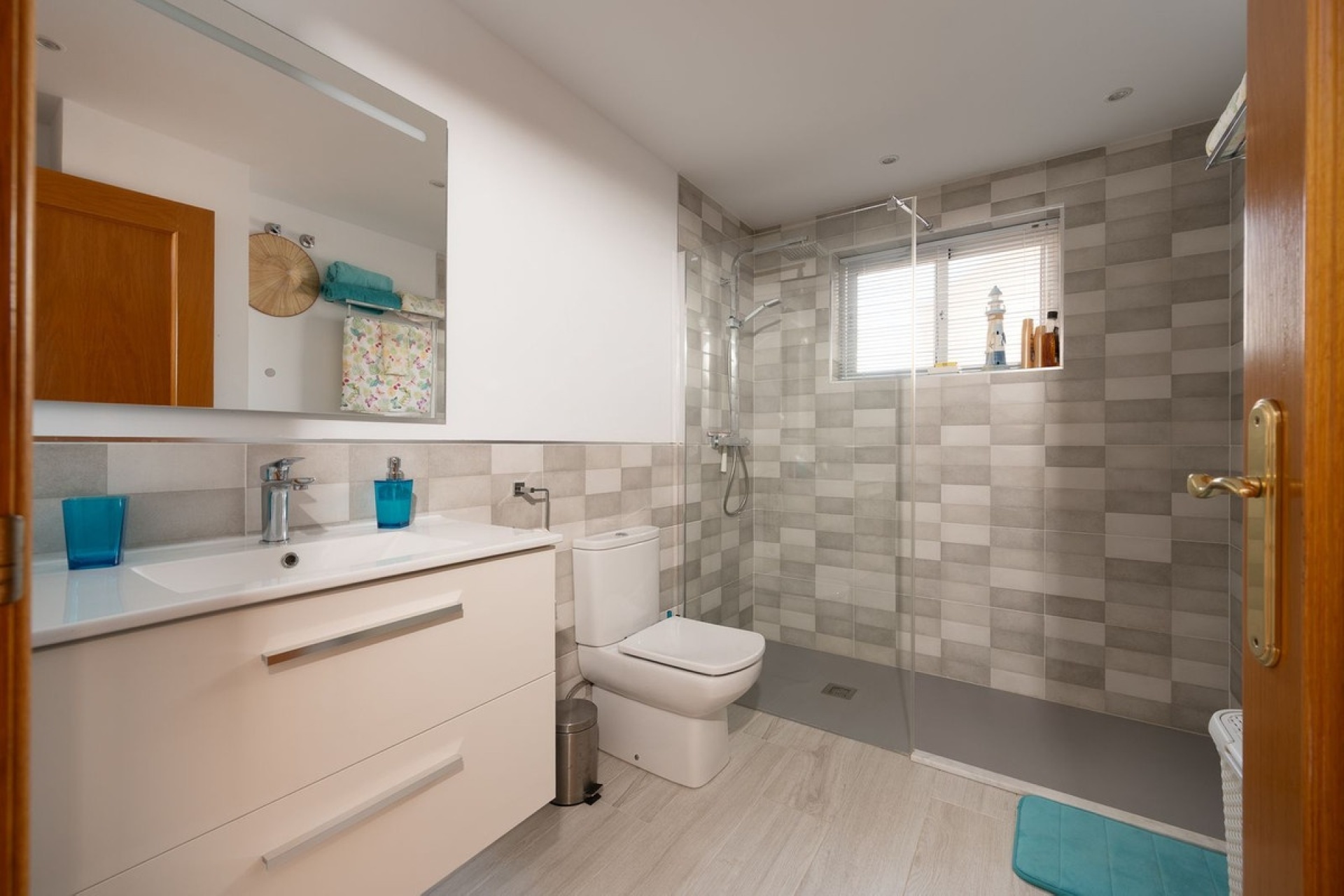 Resale - apartment - Estepona - Selwo