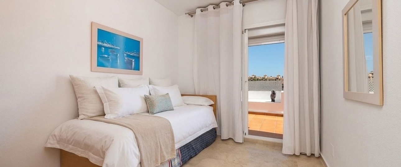 Resale - apartment - Estepona - Selwo
