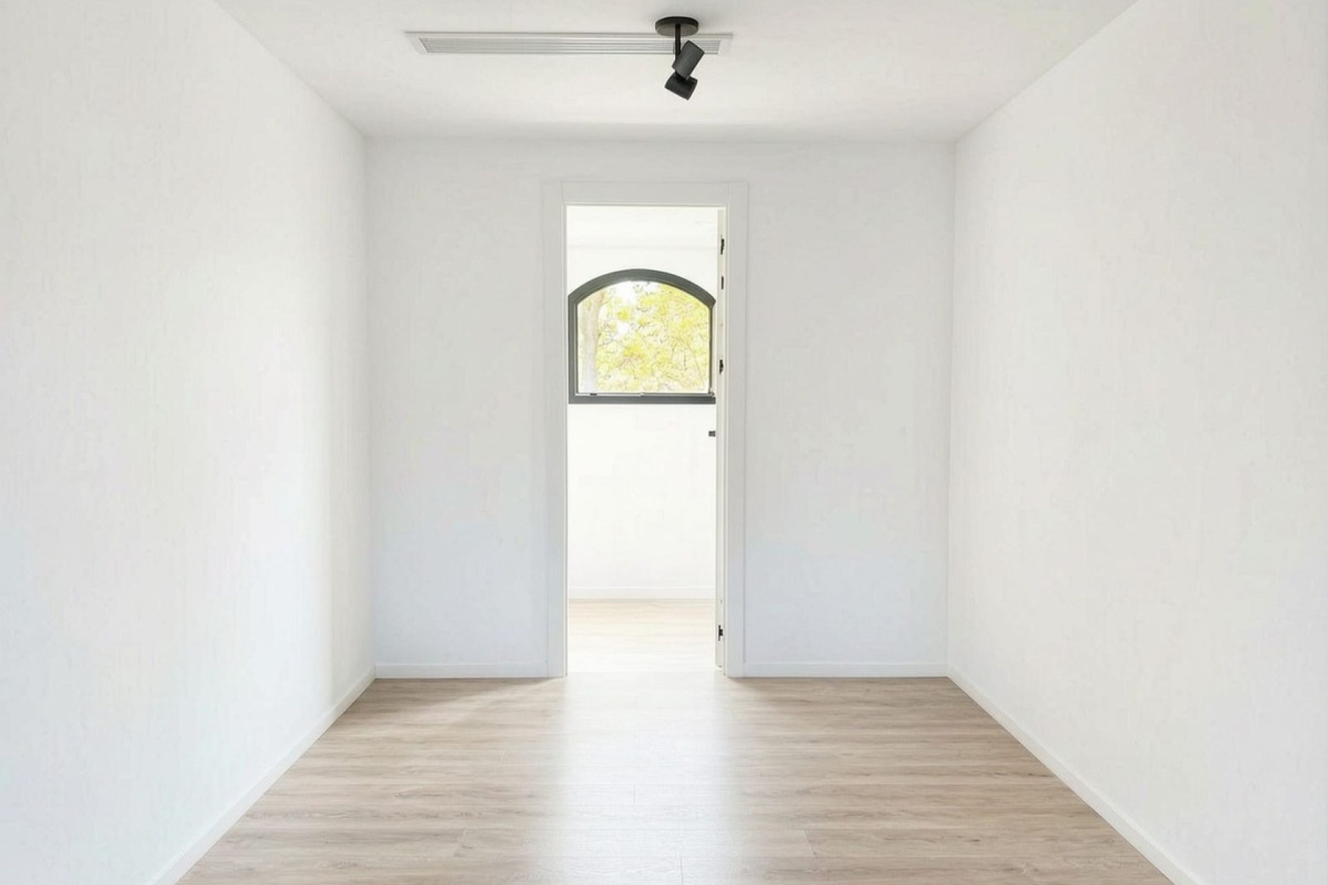 Resale - apartment - Estepona - Selwo
