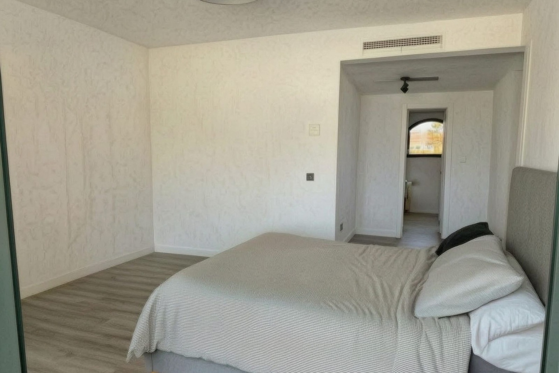 Resale - apartment - Estepona - Selwo