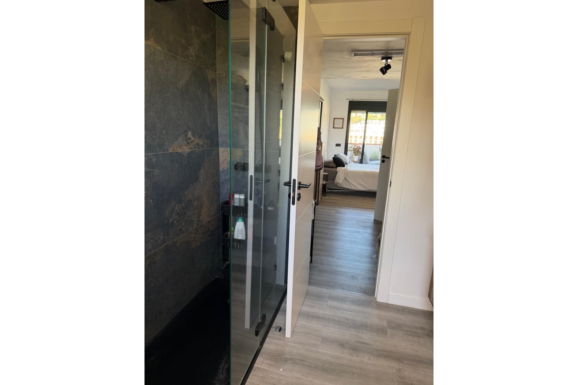 Resale - apartment - Estepona - Selwo