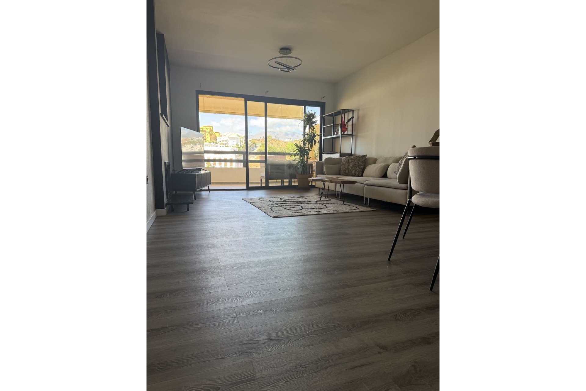 Resale - apartment - Estepona - Selwo