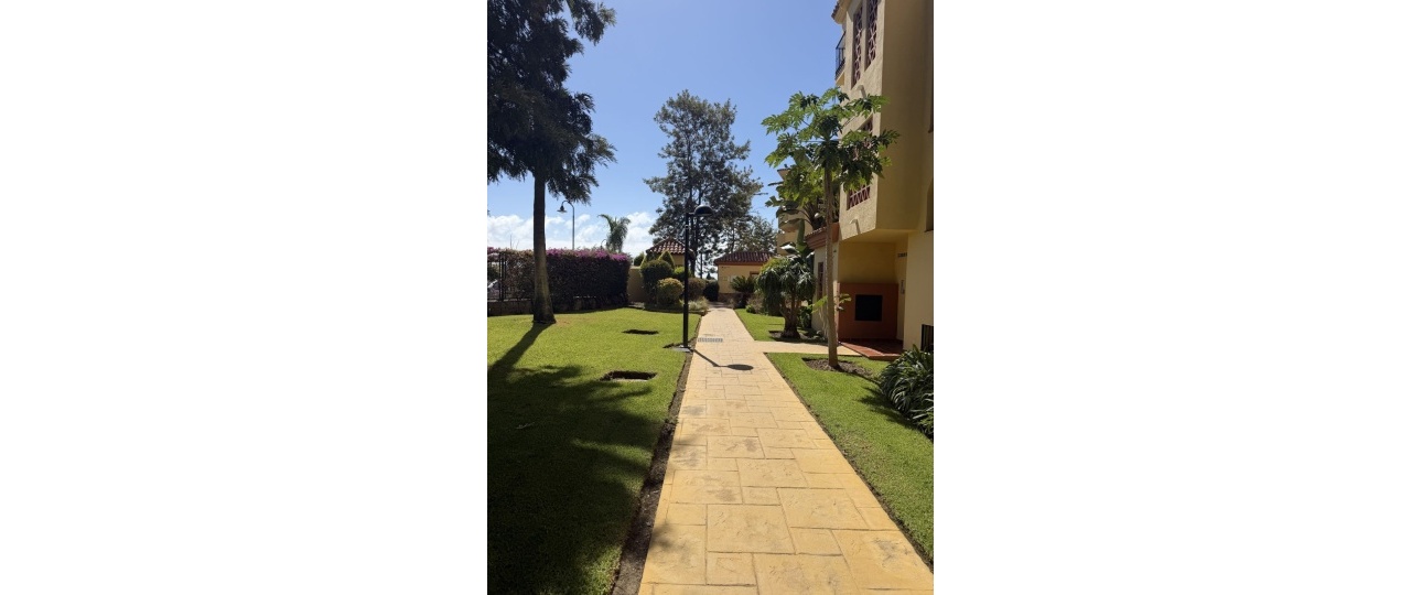 Resale - apartment - Estepona - Selwo