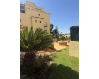 Resale - apartment - Estepona - Selwo