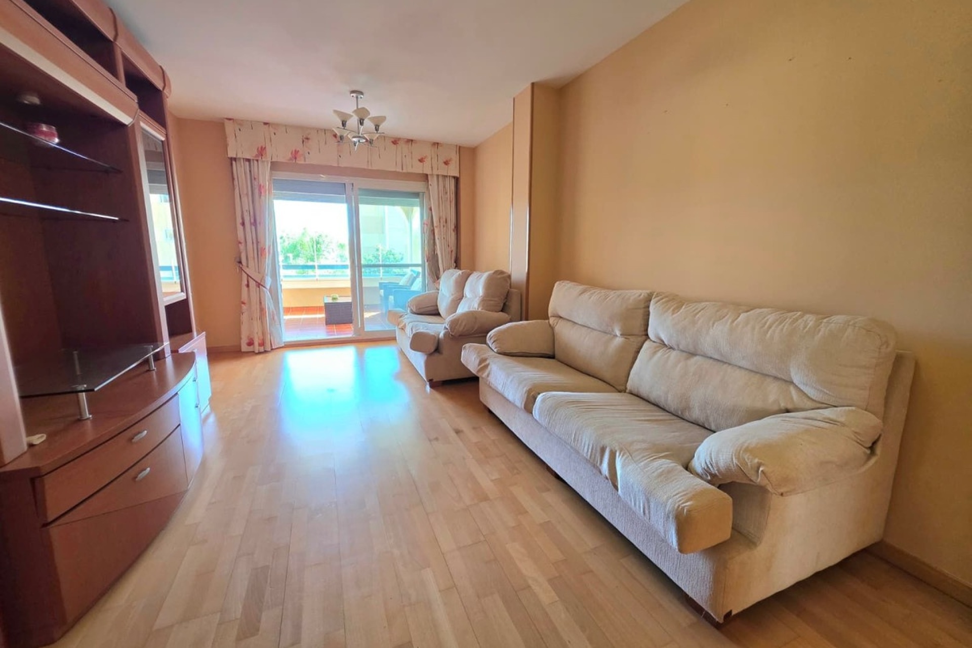 Resale - apartment - Estepona - Selwo