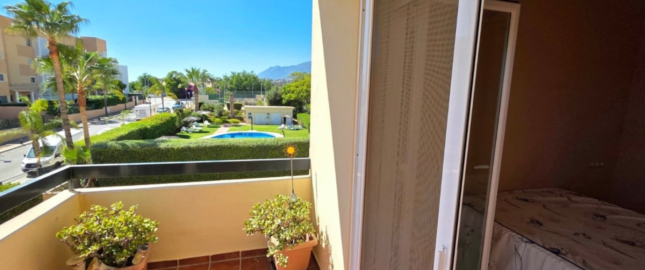 Resale - apartment - Estepona - Selwo