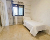 Resale - apartment - Estepona - Selwo