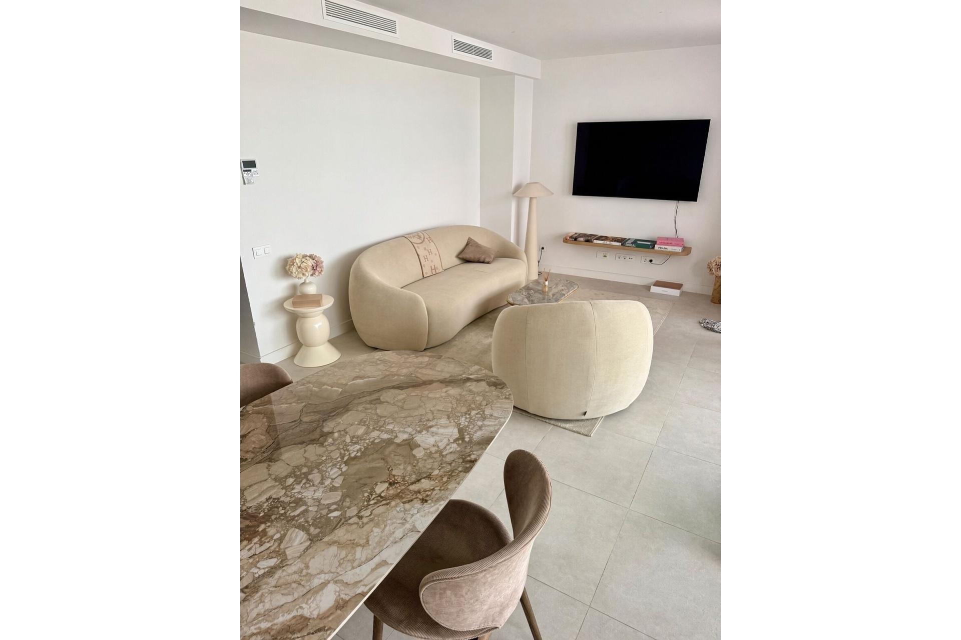 Resale - apartment - Estepona - Selwo