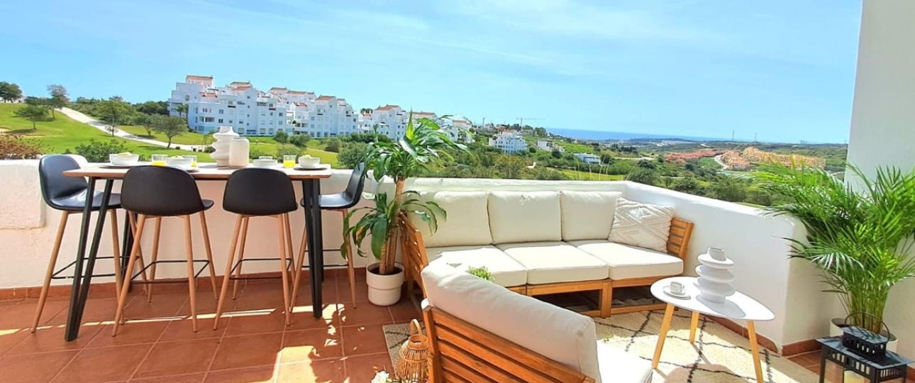 Resale - apartment - Estepona - Valle Romano