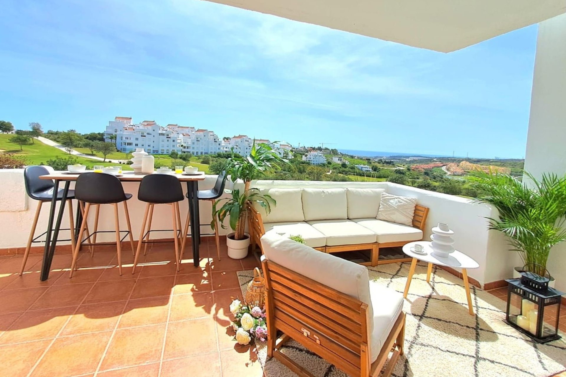 Resale - apartment - Estepona - Valle Romano