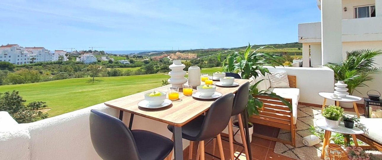 Resale - apartment - Estepona - Valle Romano