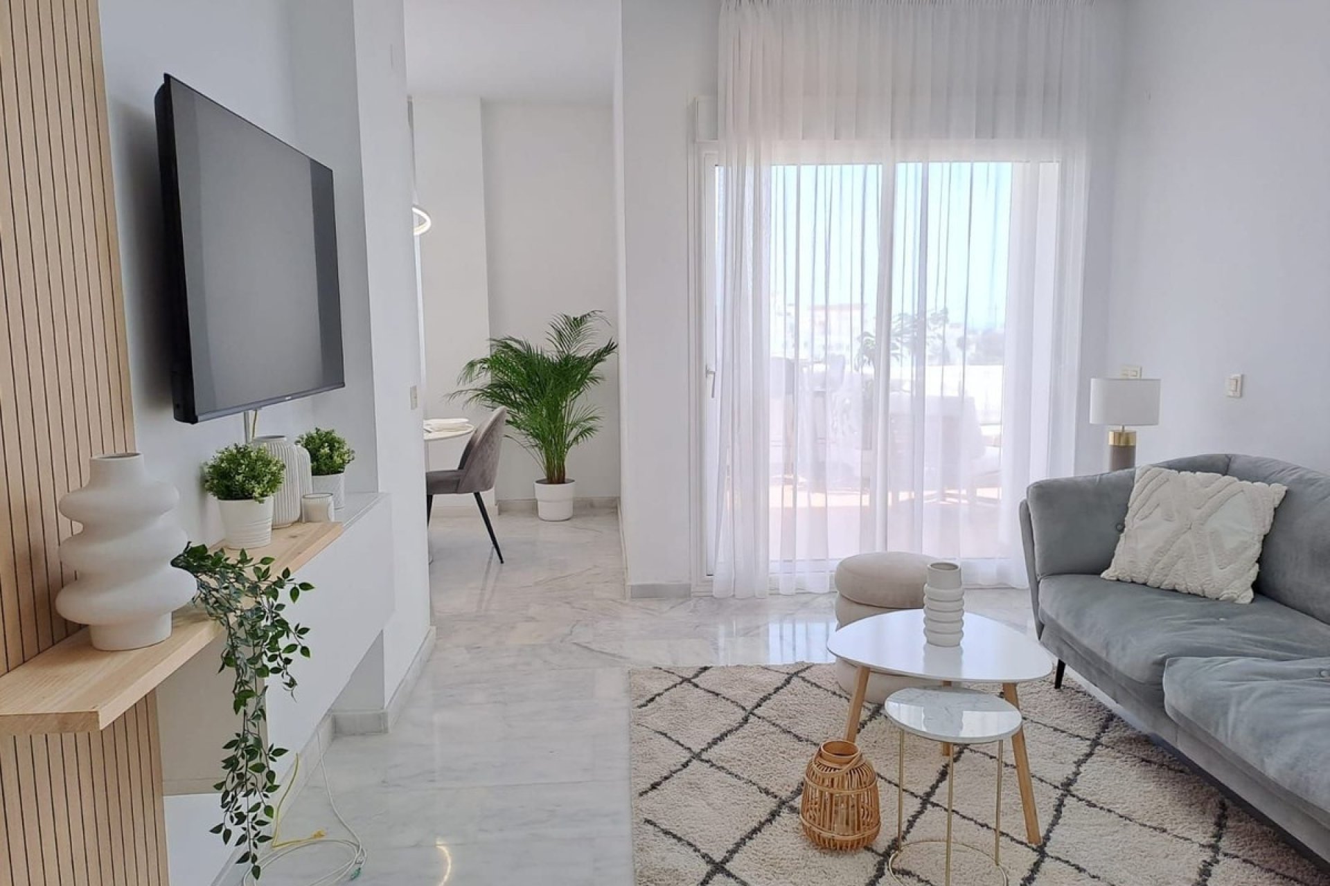 Resale - apartment - Estepona - Valle Romano