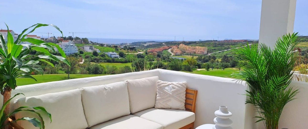 Resale - apartment - Estepona - Valle Romano