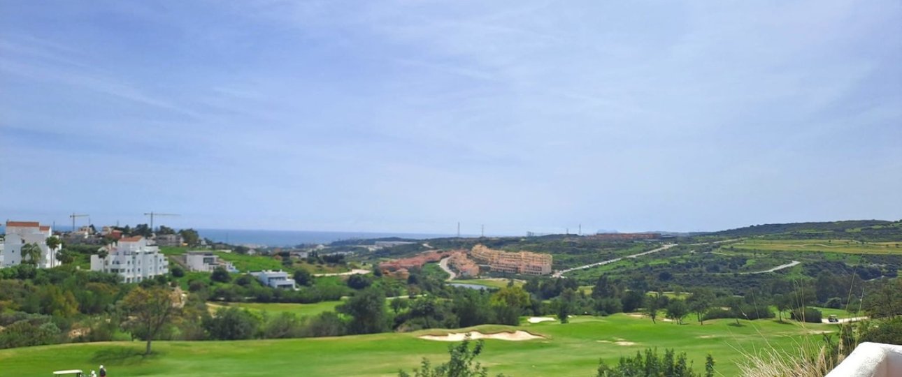 Resale - apartment - Estepona - Valle Romano