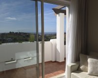 Resale - apartment - Estepona - Valle Romano