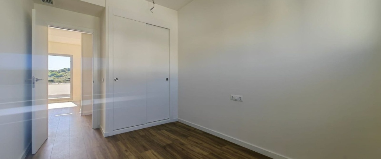 Resale - apartment - Estepona - Valle Romano