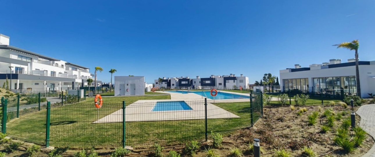 Resale - apartment - Estepona - Valle Romano