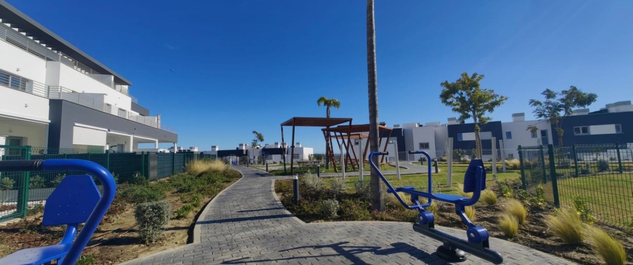 Resale - apartment - Estepona - Valle Romano