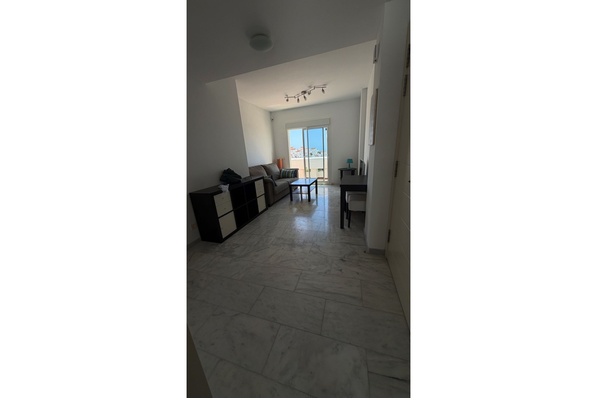 Resale - apartment - Estepona - Valle Romano