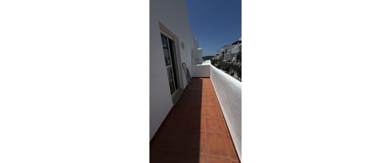 Resale - apartment - Estepona - Valle Romano