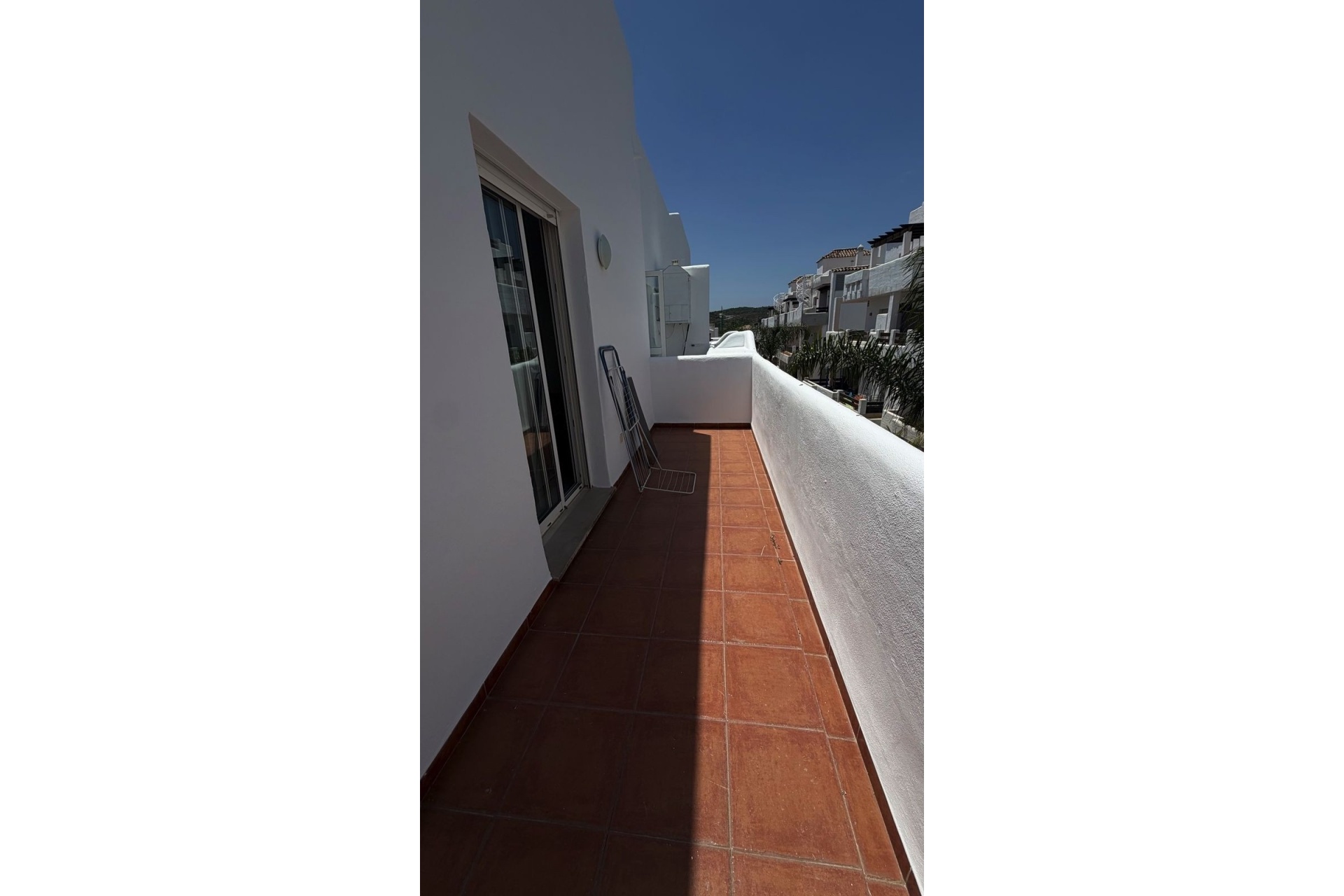 Resale - apartment - Estepona - Valle Romano