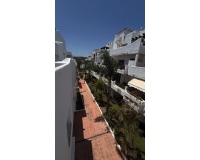 Resale - apartment - Estepona - Valle Romano