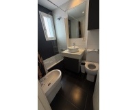Resale - apartment - Estepona - Valle Romano