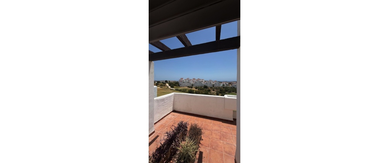 Resale - apartment - Estepona - Valle Romano