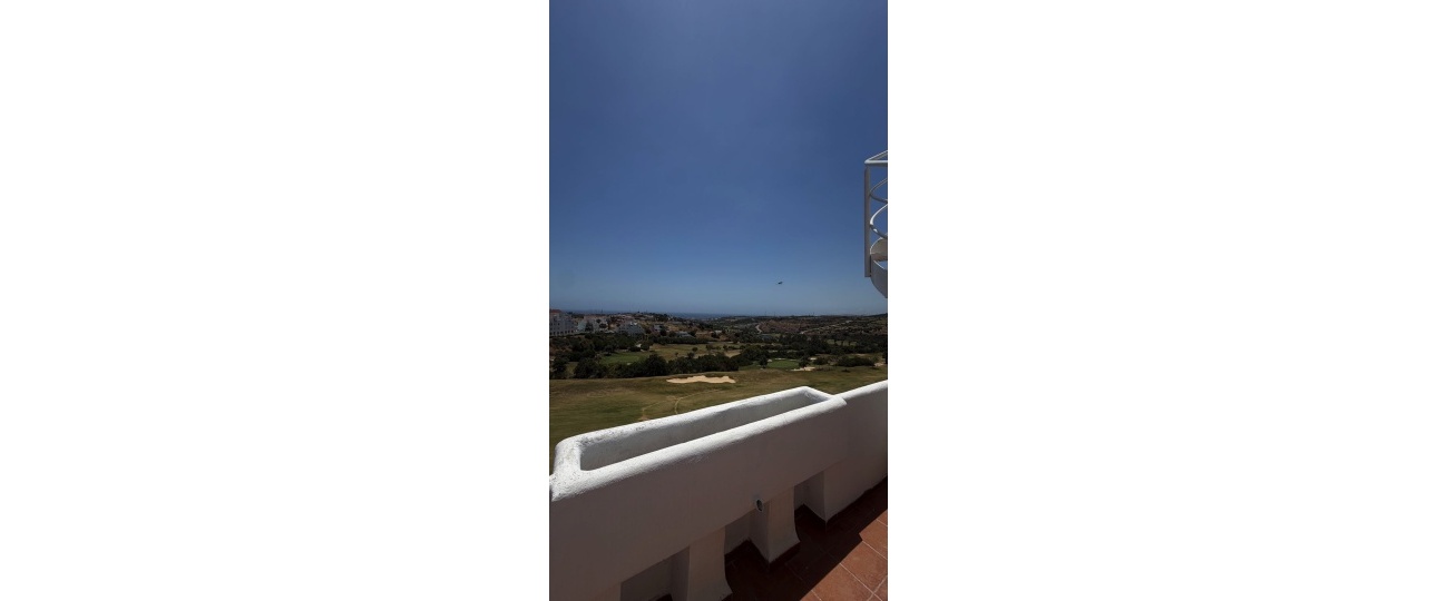 Resale - apartment - Estepona - Valle Romano